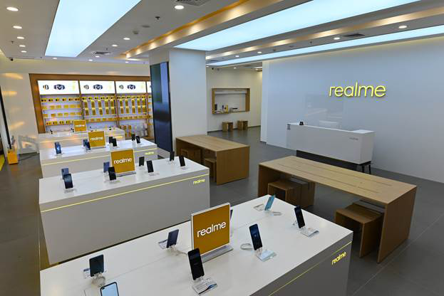 realme เปิดตัว realme Flagship store แห่งแรกที่มาพร้อมดีไซน์ระดับพรีเมี่ยม พร้อมเปิดตัว realme X50 5G 